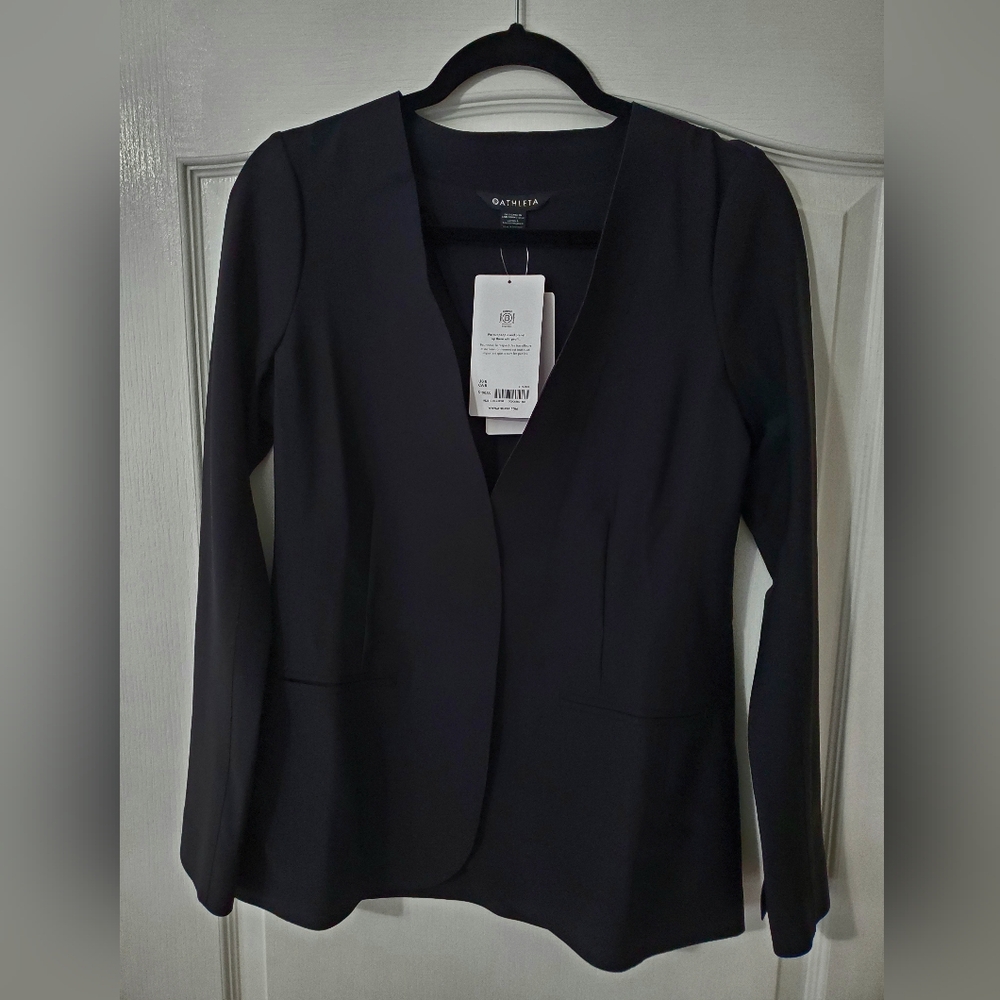 NWT Athleta Black Avenue Blazer in Size 6 Black Color - Picture 2 of 12